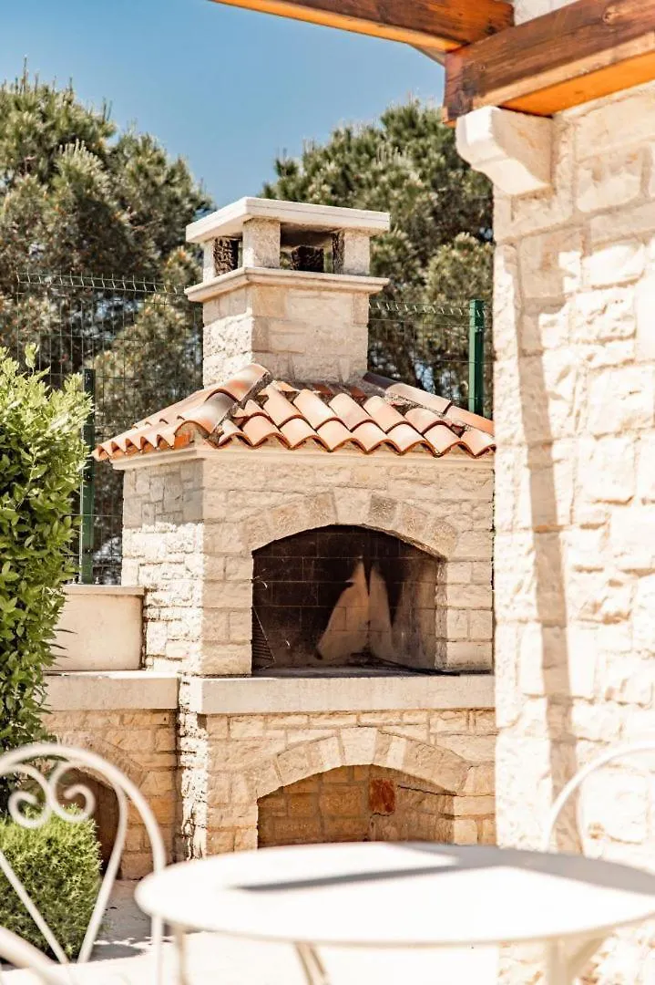 Beautiful Villa Torre IV With Sauna In Tar Tar-Vabriga 0*,