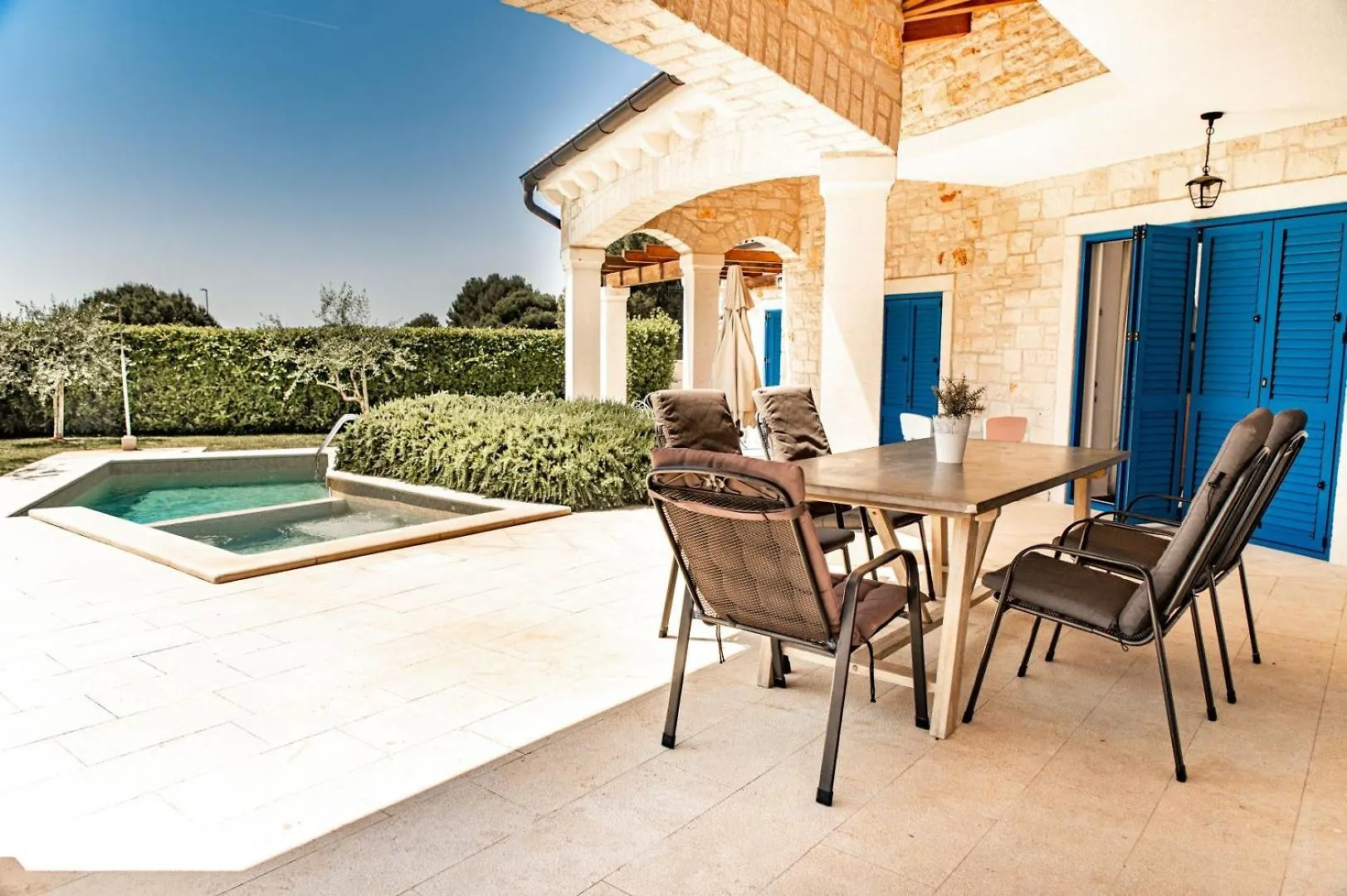 Beautiful Villa Torre IV With Sauna In Tar Tar-Vabriga Croatia