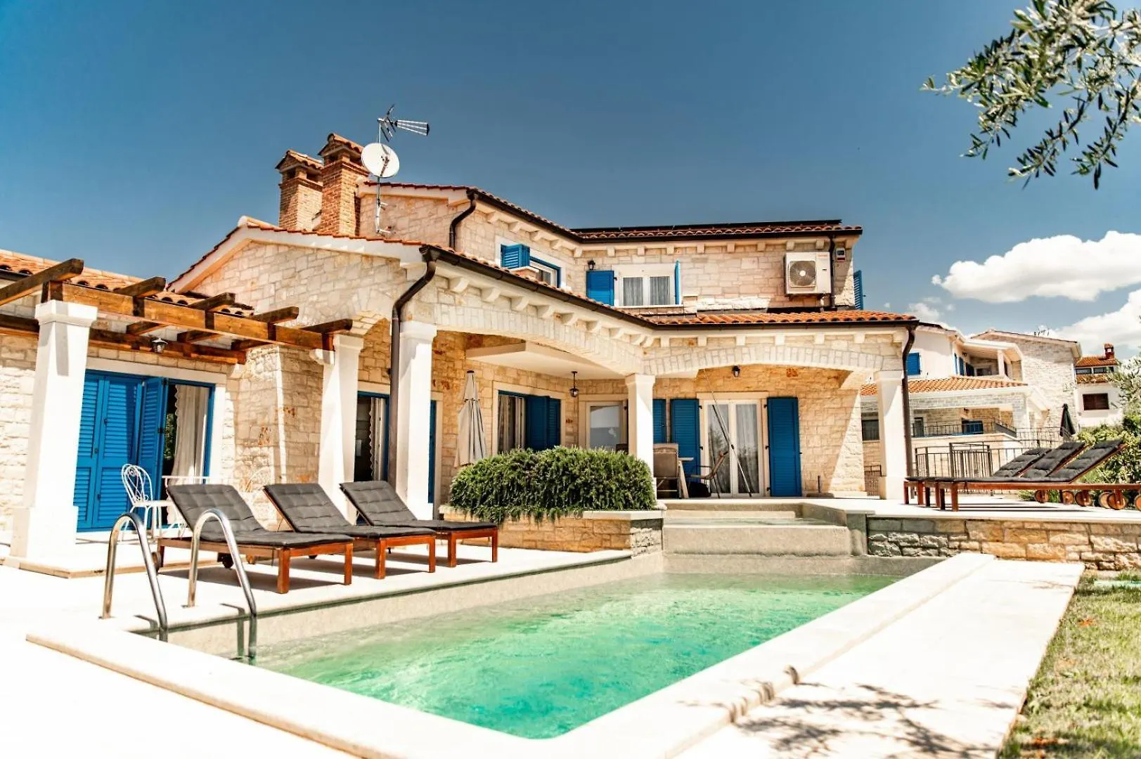 Beautiful Villa Torre IV With Sauna In Tar Tar-Vabriga